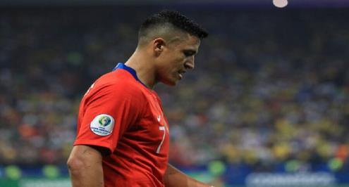 سانشيز يغيب عن الملاعب حتى 2020